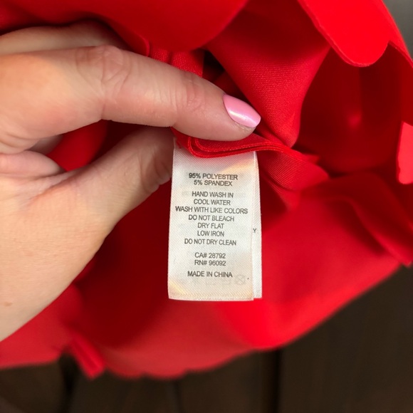 NWT Carolina Belle Montreal Vibrant Red Scallop Trim Shift Dress 12 - Picture 7 of 7